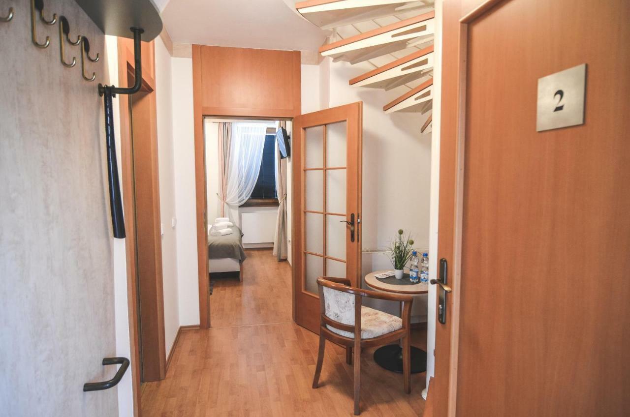 Penzion Pod Radnici Hustopece Exterior photo